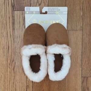 [36]Ladies Isotoner Slippers